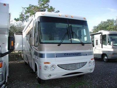 2004 Challenger, model 348,-3877