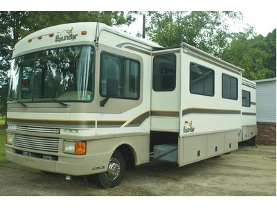 1997 Fleetwood Bounder -$26,500