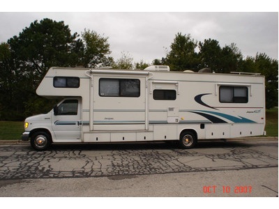 Must See Motorhome, 32 Jayco Designer, 