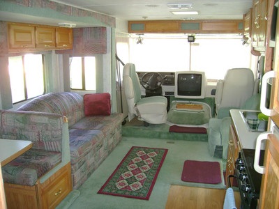 SUPER DEAL - Low-Mileage 99 Gulf Stream