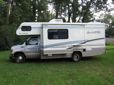FS 2005 Fleetwood Jamboree Motorhome RV 