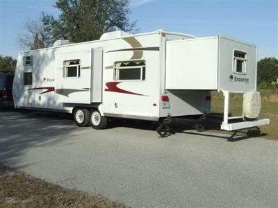 2005 KZ Frontier 2809