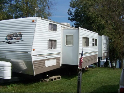 2006 layton 39 ft         price 15500.00