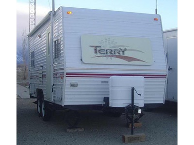2000 Terry Trailer 19 19N with Sway Pkg
