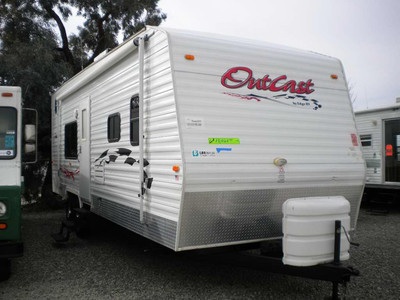 2005 Outcast 26 Toyhauler