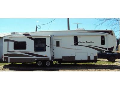 2008 Grand Junction 39 ft. 5th Wheel 