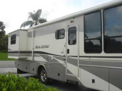 FL - 2003 38� Fleetwood Pace Arrow w/2 s