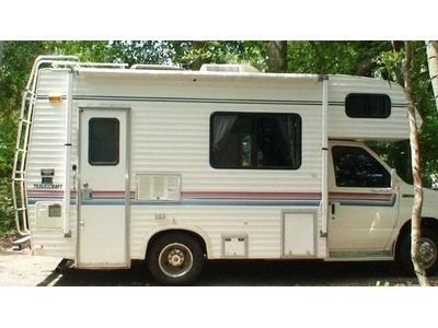 21 Travelcraft - Sleeps 6 Ford - 351 