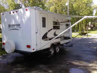 2009 Rockwood Travel Trailer Model1809