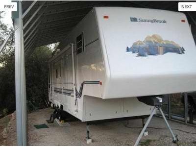 CA - 2001 32� SunnyBrook 31 BW-FS