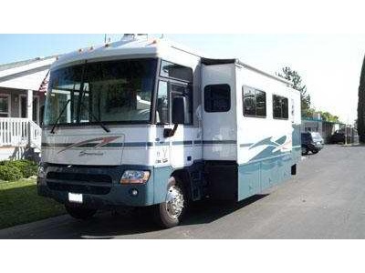 CA - 2004 35 Winnebago Itasca Suncruise