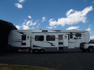 2009 XLR 40X12 Fifth Wheel Toy Hauler - 