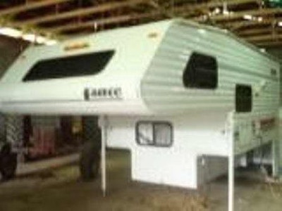2004 Lance 1010 Truck Camper