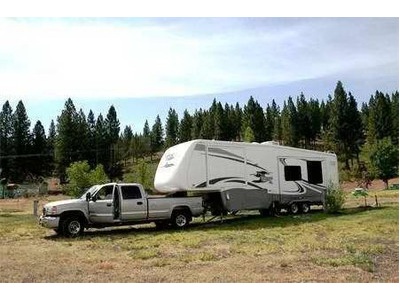 2007 Newmar Cypress 32 RKSH - $38,000