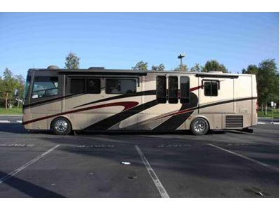 2005 Four Winds Mandalay 40E