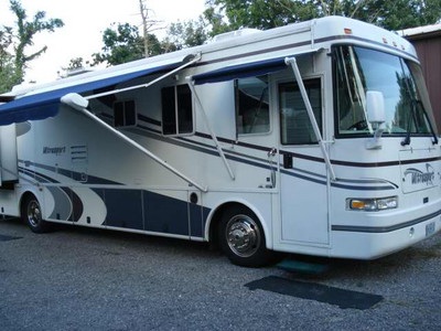 2001 38ft Ultrasport Diesel Pusher