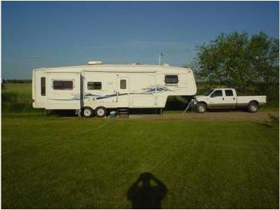 TN - 2003 36� Keystone Montana w/3 slide