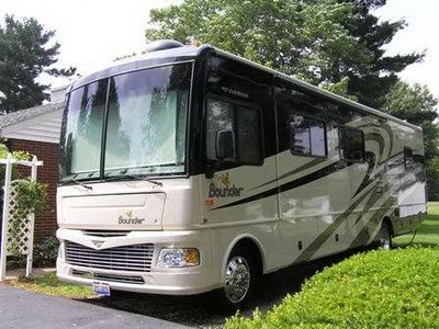 2007 Fleetwood Bounder 35E