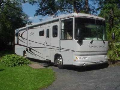 2004 Gulf Stream Crescendo
