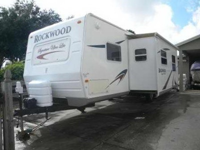 2007 Rockwood Signature Ultralite w/ 2 s