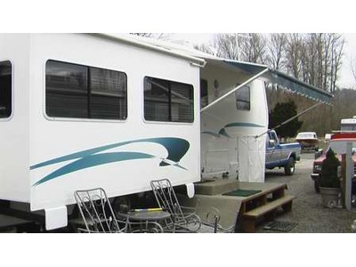 2002 National RV Seabreeze 36 5th Wheel