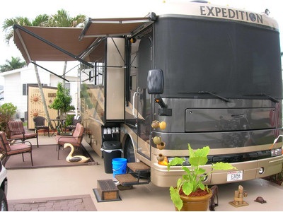 2005 Fleetwood Expedition - Excellent Co