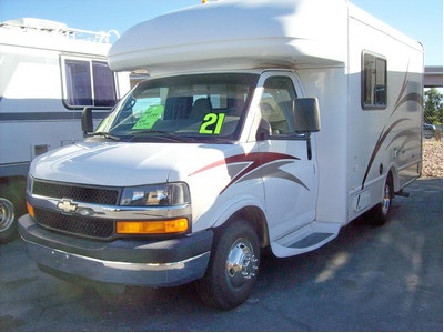 06 Rvision Trailite 21 Class B+, Good. C