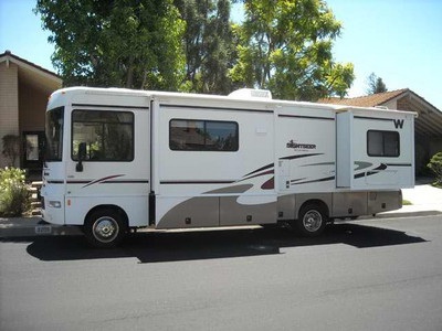 2006 Winnebago Sightseer 30ft Motorhome