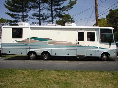 1998 Fleetwood Southwind