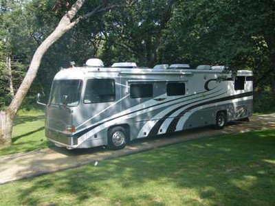 2000 Tiffin Allegro Zephyr 42.5 Motivat