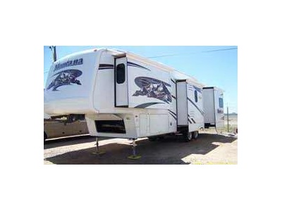 AZ � 2006 34� Keystone Montana w/4 slide
