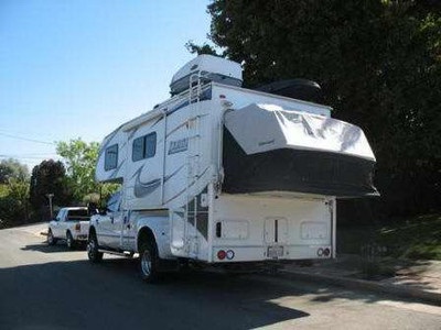 2010 Lance Model 1191 - 20 Truck Camper