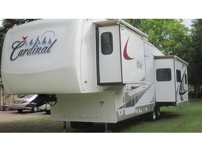TX - 2006 36� Forest River Cardinal w/3 