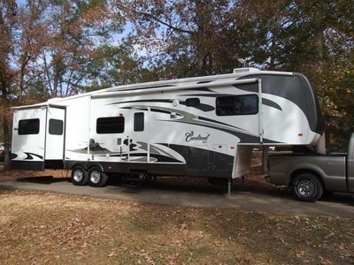 MUST SELL,  2008 Cardinal 37RL
