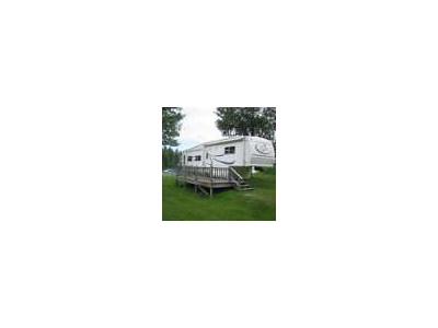 NY - 2003 35.6� Forest River Cardinal w/