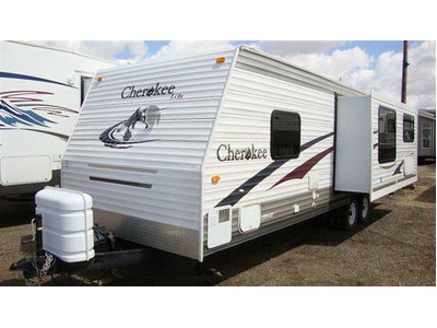 06 Cherokke - Used Only 3 Times!