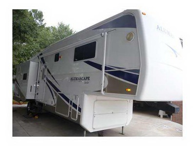 2007 Holiday Rambler Alumascape 32 