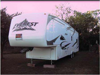 2007 Keystone Everest