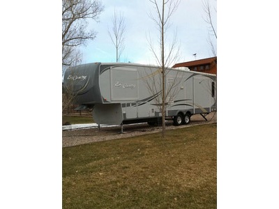 2011 Heartland Big Country 5th Wheel