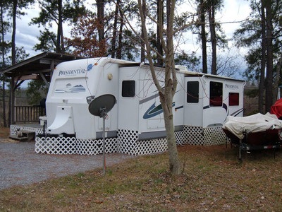 08 Holiday Rambler Presidential 