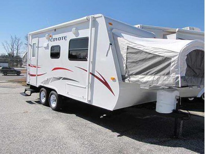 New 2010 KZ Coyote 20C -Minivan towable!