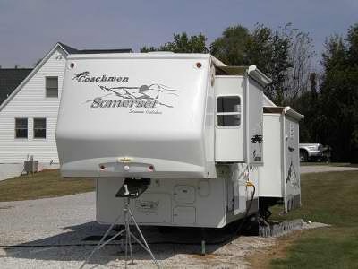 2004 37� Coachmen Somerset Dream Catcher