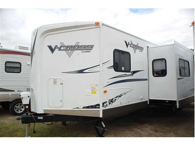 2011 Vcross 30V BHS with 2 bedrooms
