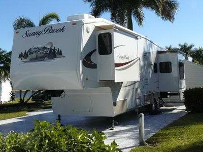 2008 SunnyBrook 33CKTS - 5th Wheel