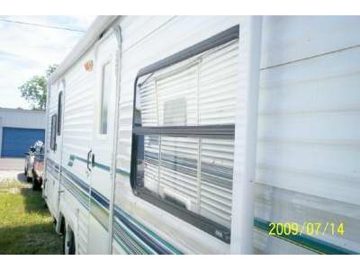 All Aluminum 27ft. travel trailer 4135lb