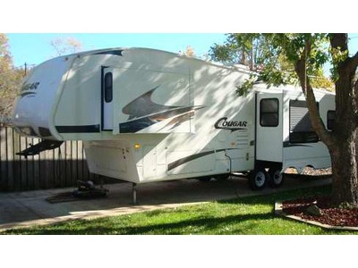 2008 31� Keystone Cougar w/2 slides