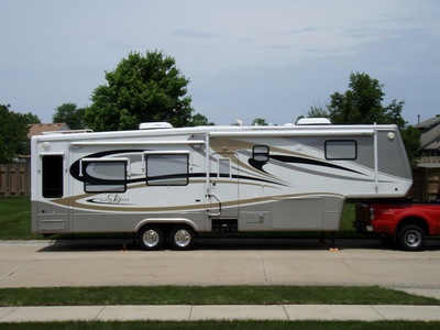 2006 Doubletree Elite Suite RV