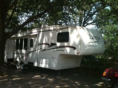 29 ft Laredo GS, 2 slideouts