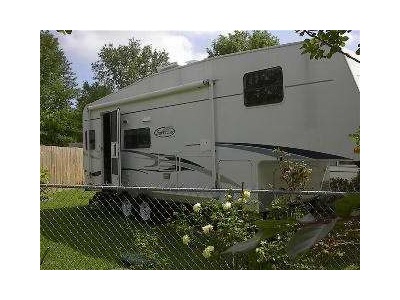 2005 24 5th Wheel $18,500