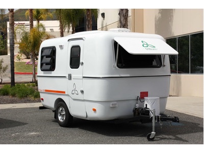 New 2011 13  Front BunkTrillium Trailer